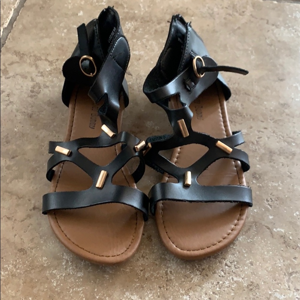 Girls sandals size 3